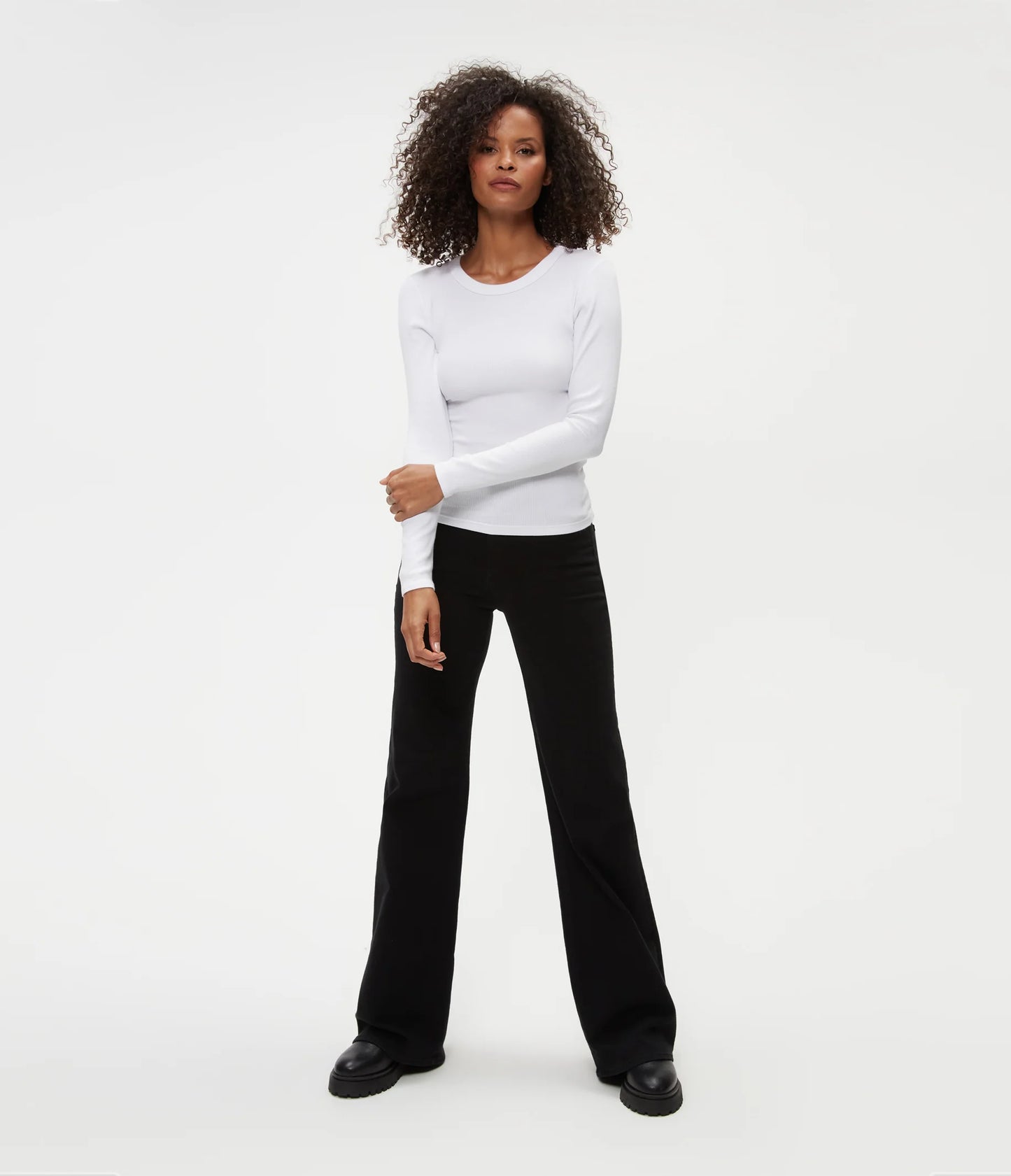 Zola Long Sleeve Crew Tee