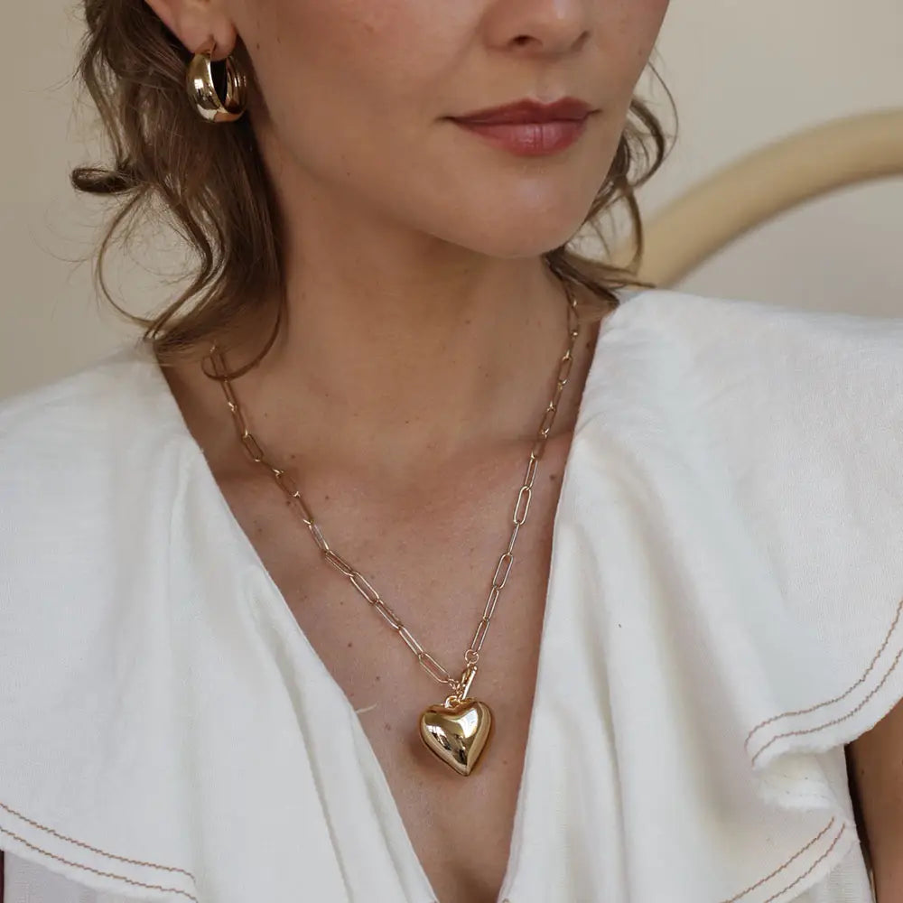 Puffed Heart on Toggle ChainNecklace