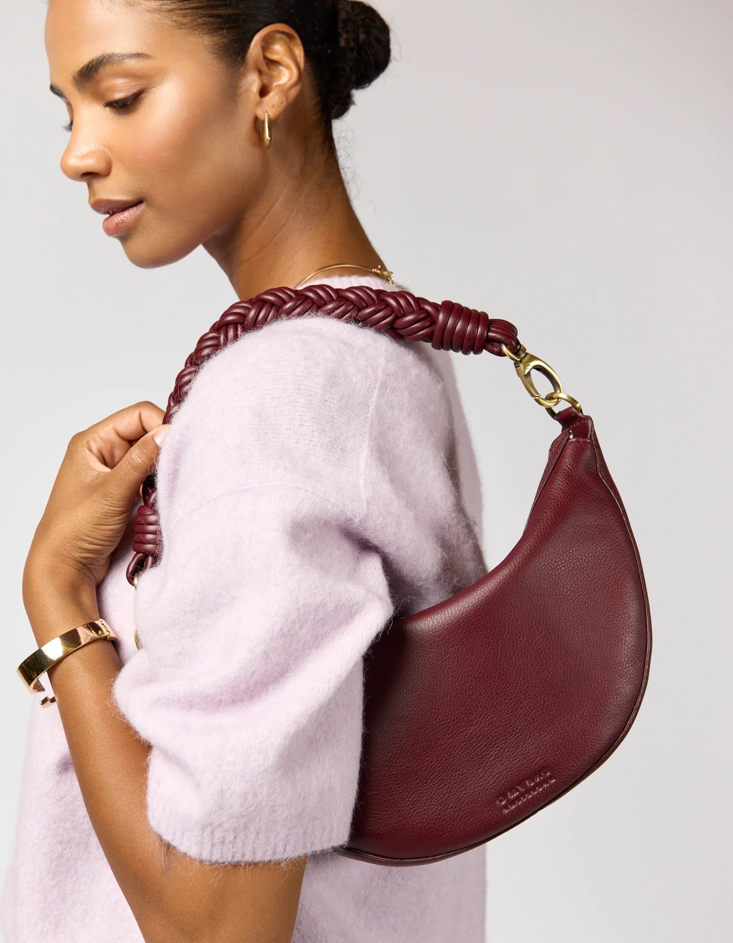 Leo Twisted Handle Bag