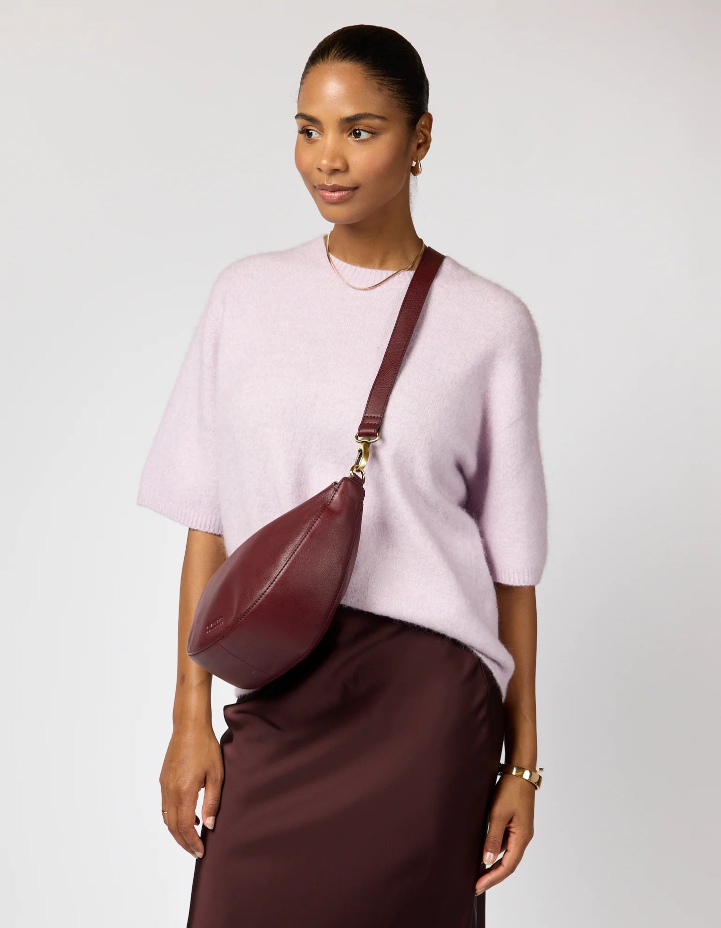 Leo Twisted Handle Bag