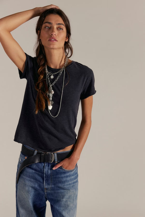 Nova Tee