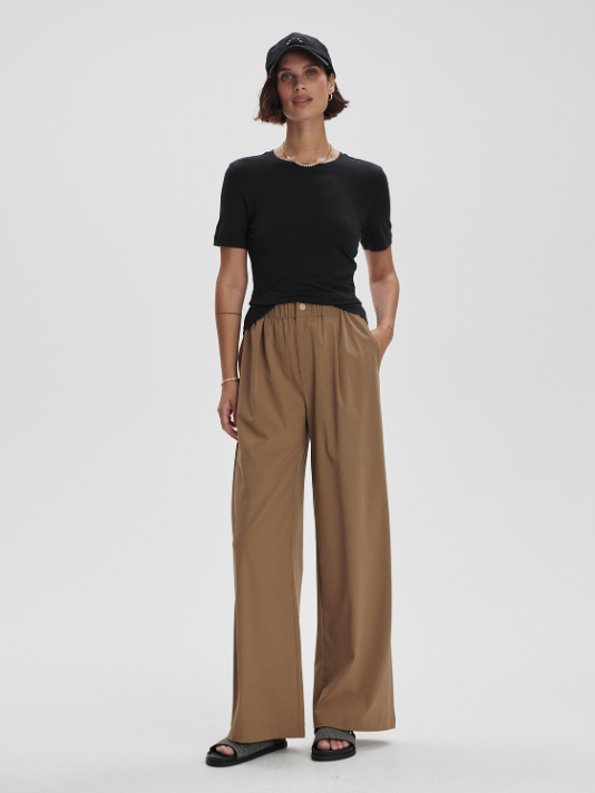 Regina Fitted Tee